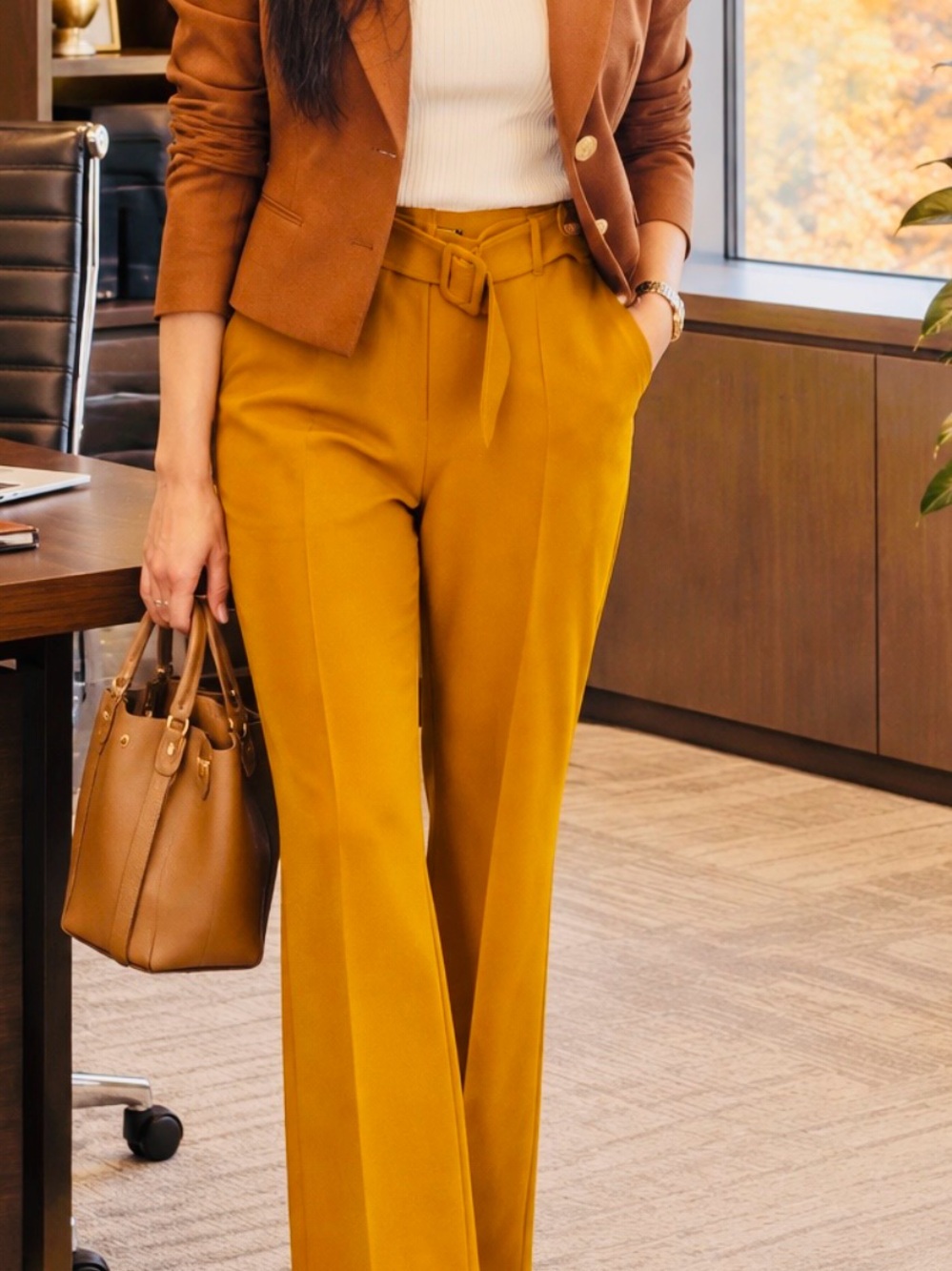 New York & Company High-Waist  pull up Trousers in Mustard Yellow size 12 p chic